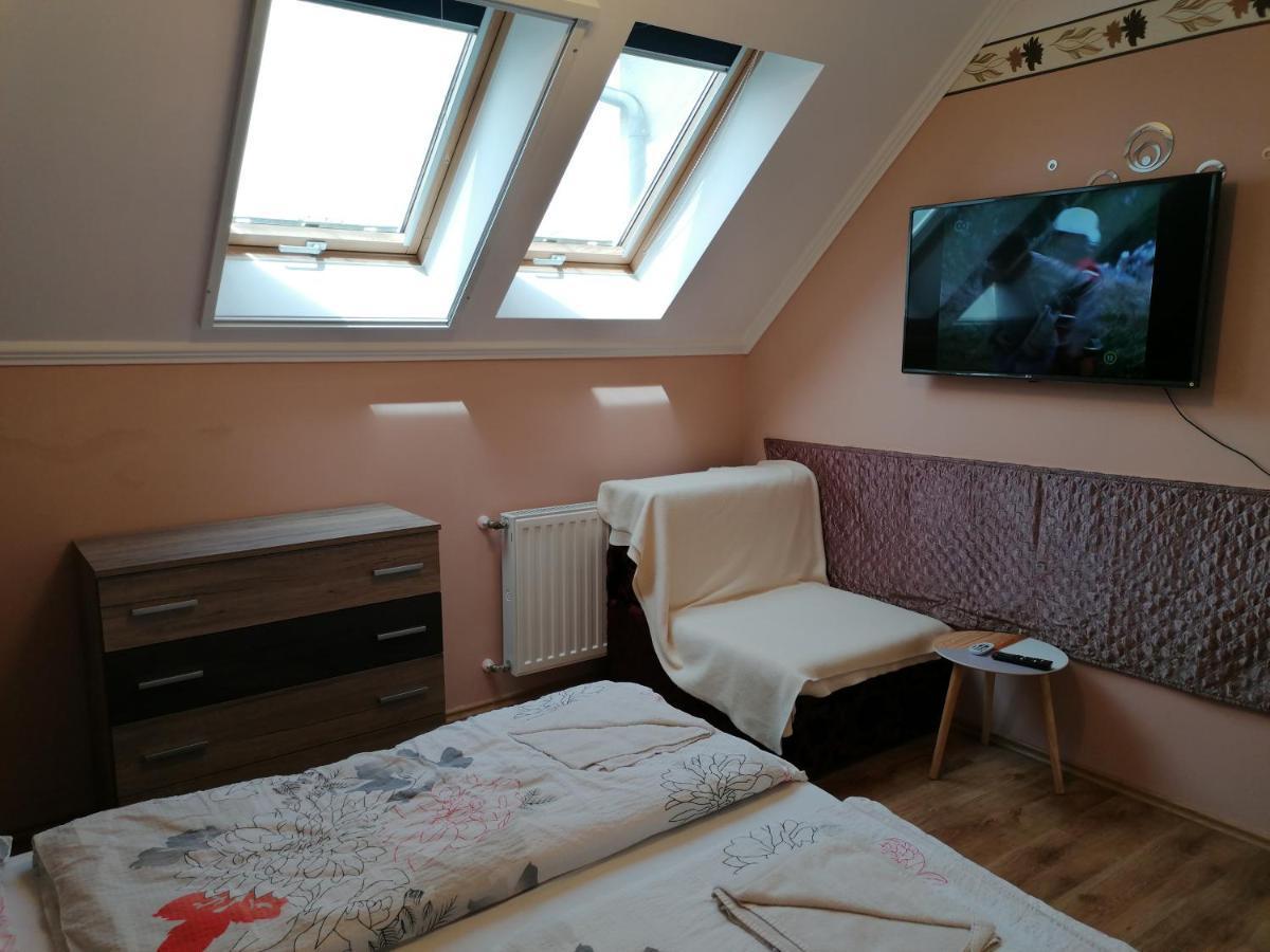 Bettina47 Apartman Hajdúszoboszló Eksteriør billede
